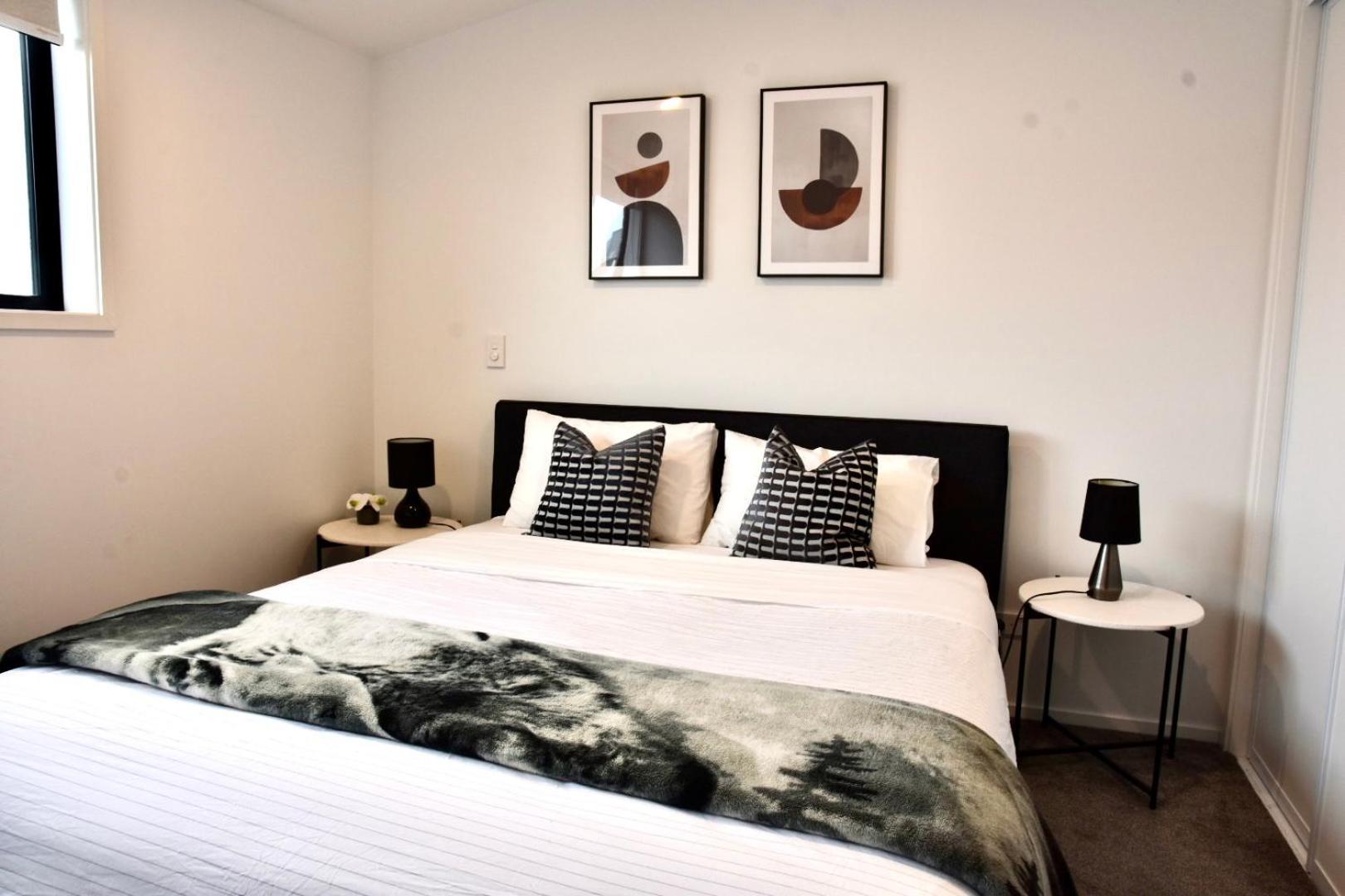 Close To Arena And One Kilometer From Railway Station Onsite Ev Car Park Christchurch Extérieur photo